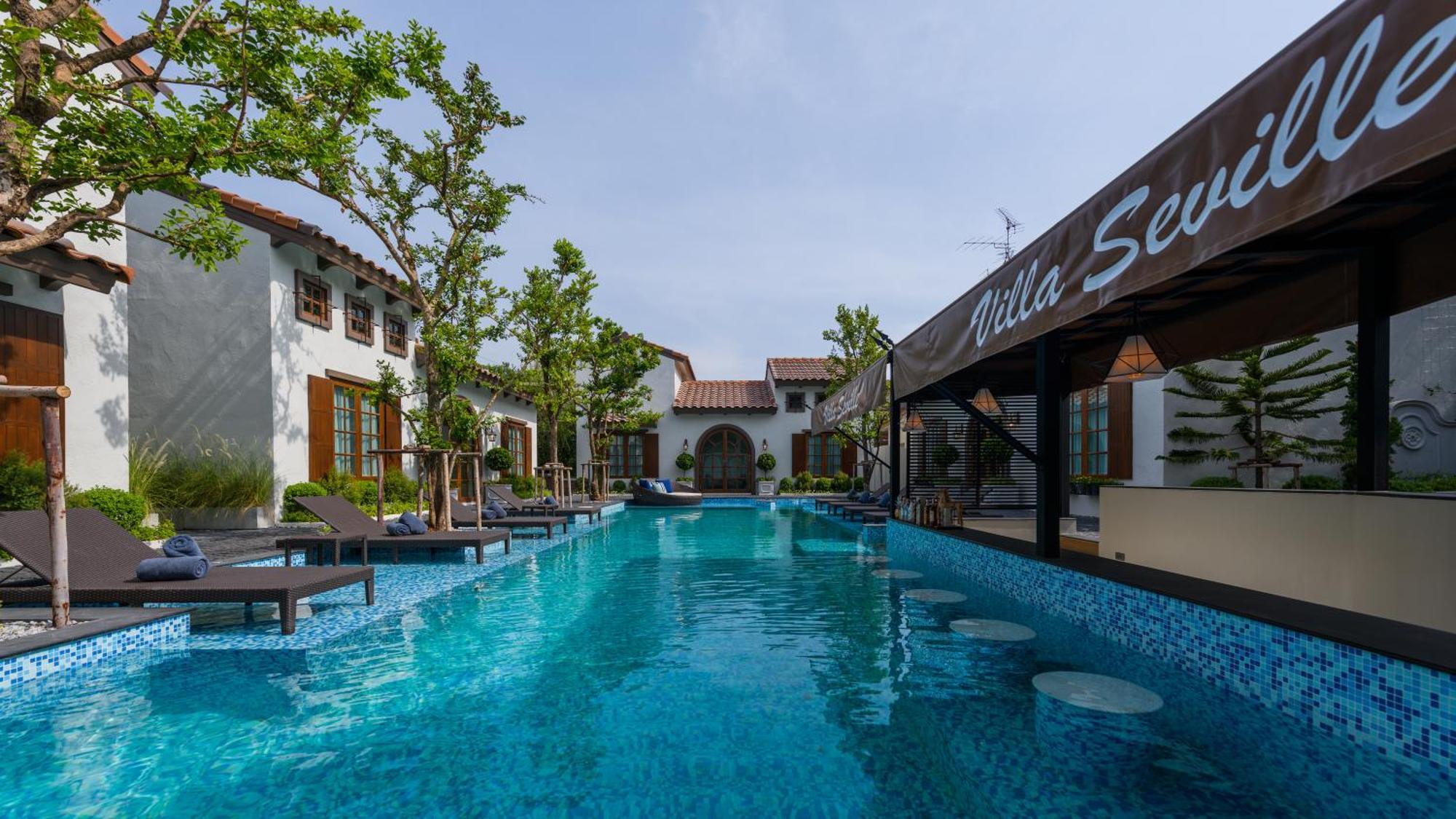 Villa Seville HHQ Buitenkant foto
