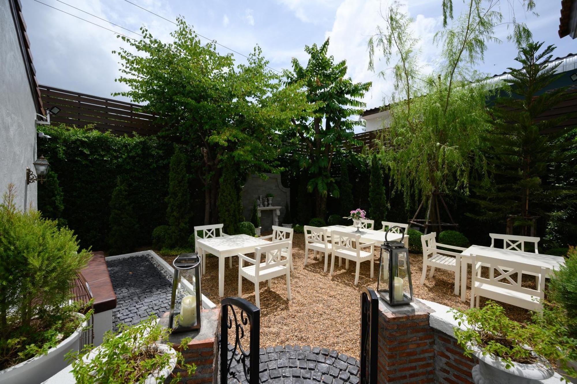 Villa Seville HHQ Buitenkant foto