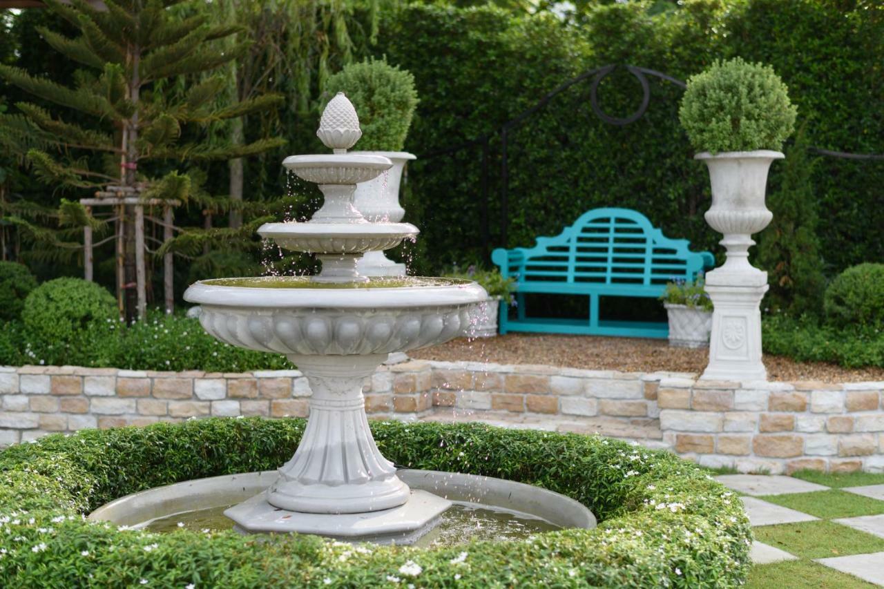 Villa Seville HHQ Buitenkant foto
